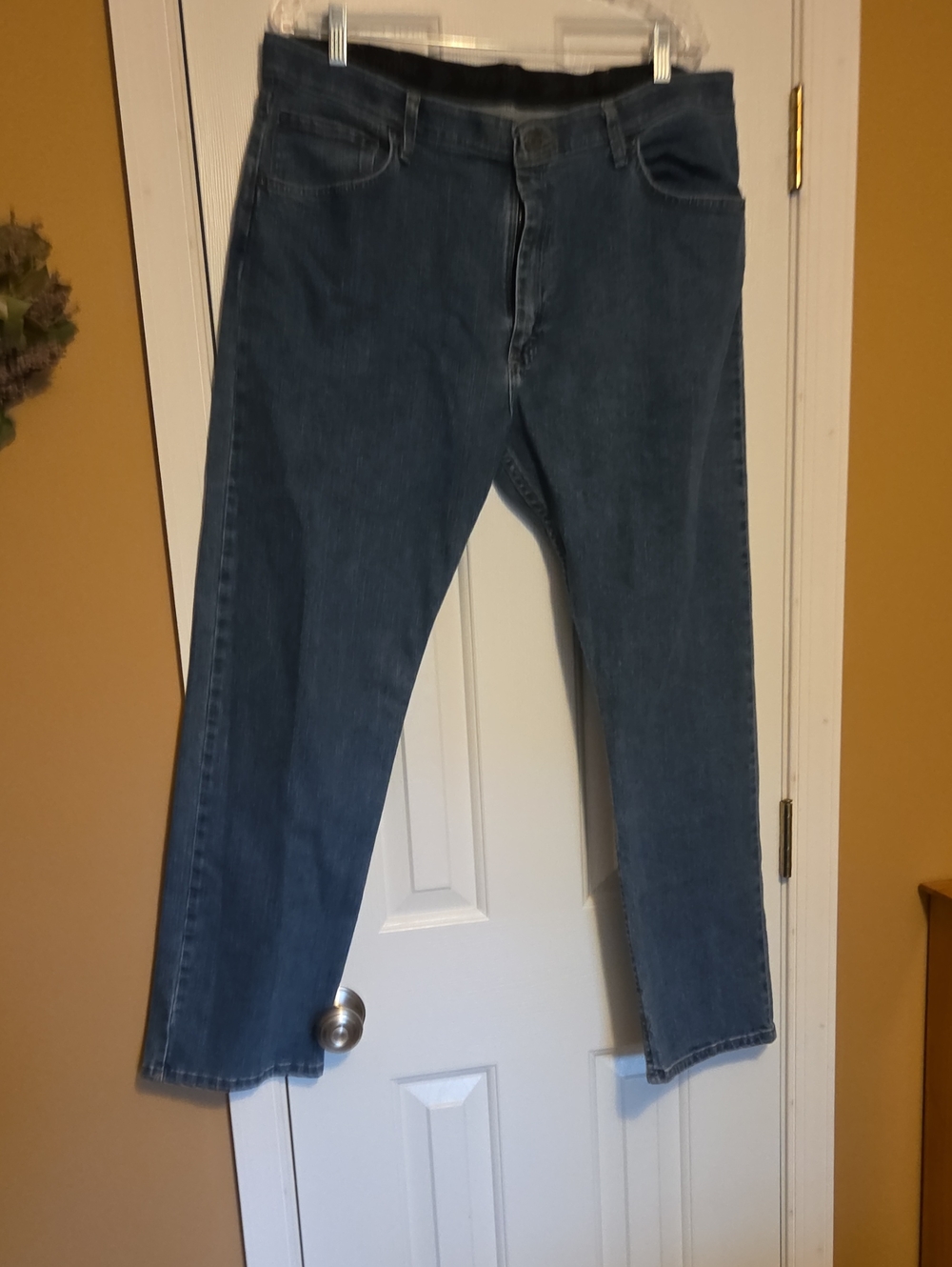 Men's Wrangler Blue Classic Jeans
